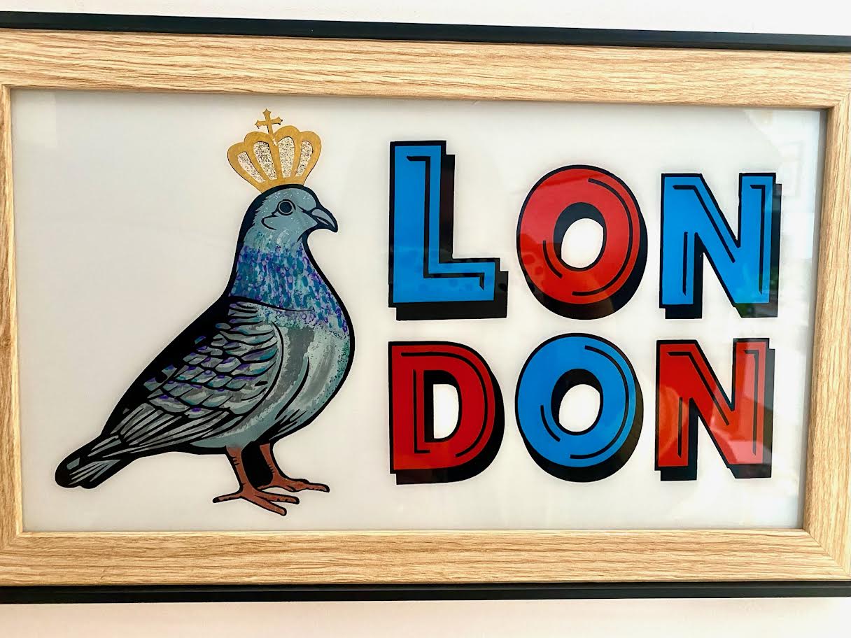 LONDON - PIGEON