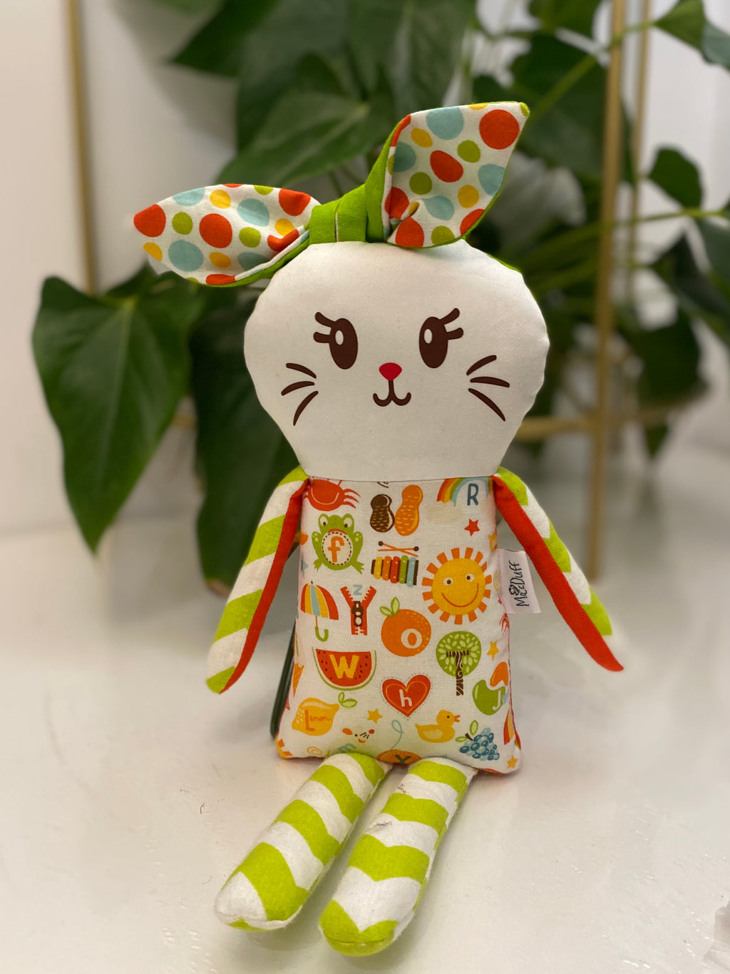 Conejo de peluche hecho a mano